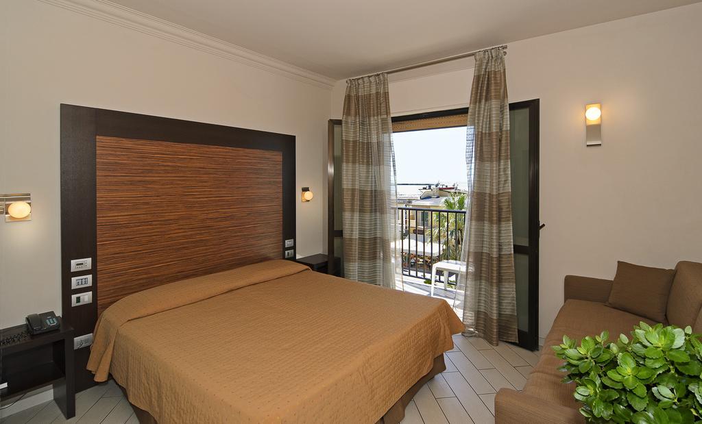 Hotel Eden Viareggio Habitación foto